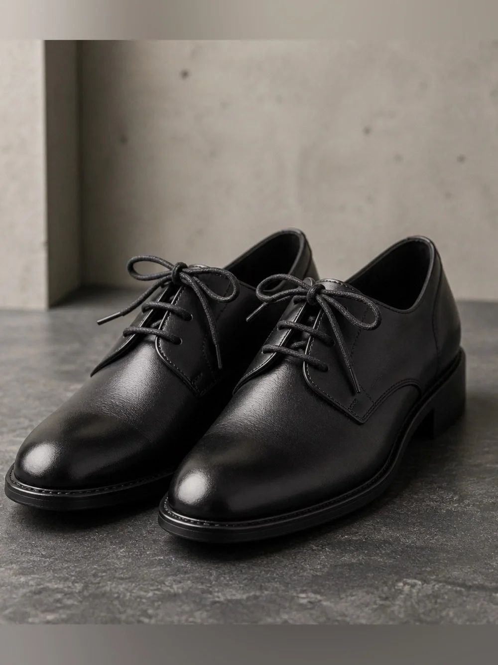 BRAND NEW Express Classic Black Leather Derby Shoes for Men